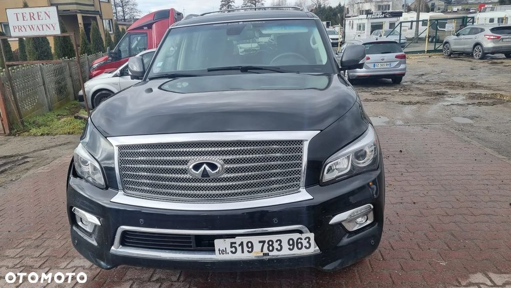 Infiniti QX80 - 12