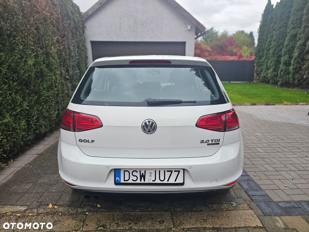 Volkswagen Golf - 5
