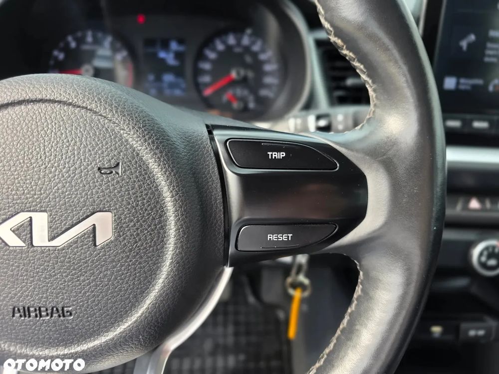 Kia Stonic 1.0 T-GDI L - 22