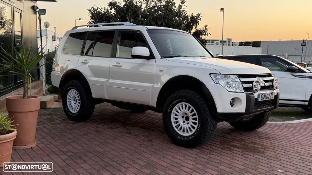 Mitsubishi Pajero 3.2 DI-D Intense - 9