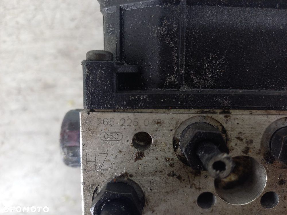 POMPA ABS AUDI A4 B6 0265225048  8E0614517  0265950011 BOSCH 2.0 20V - 5