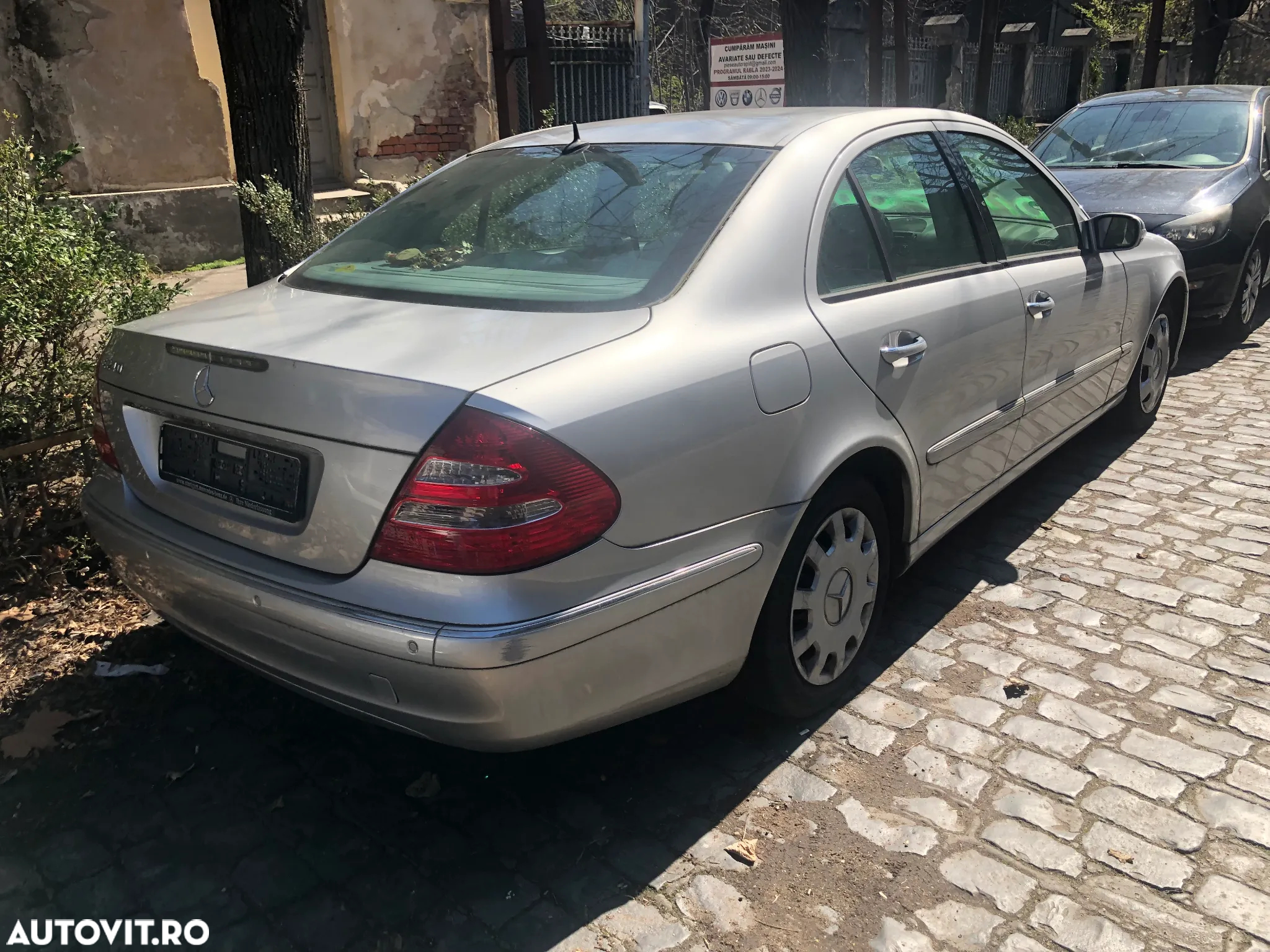 Dezmembrez Mercedes Benz E240 benzina gri w211 2006 - 3
