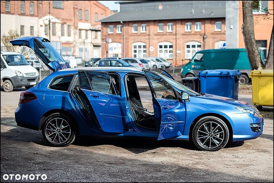 Renault Laguna dCi 110 FAP Sportway - 11