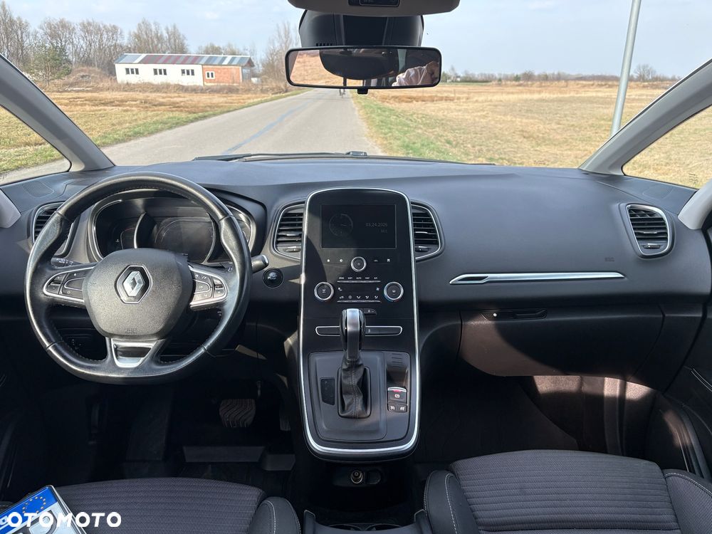 Renault Scenic - 10