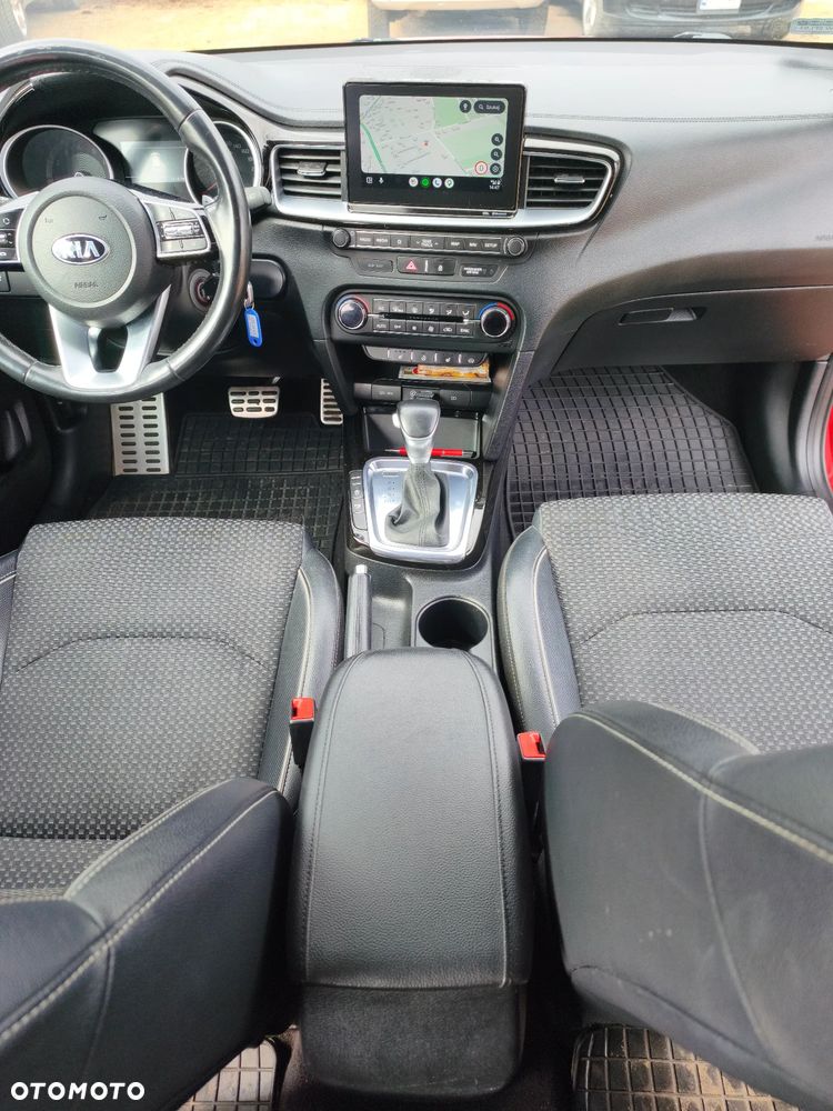 Kia Ceed 1.4 T-GDI L Business Line Plus DCT - 9