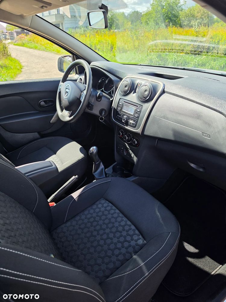 Dacia Sandero 1.2 16V Laureate EU6 - 5