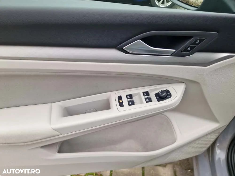 Volkswagen Golf 1.5 TSI ACT Life - 8