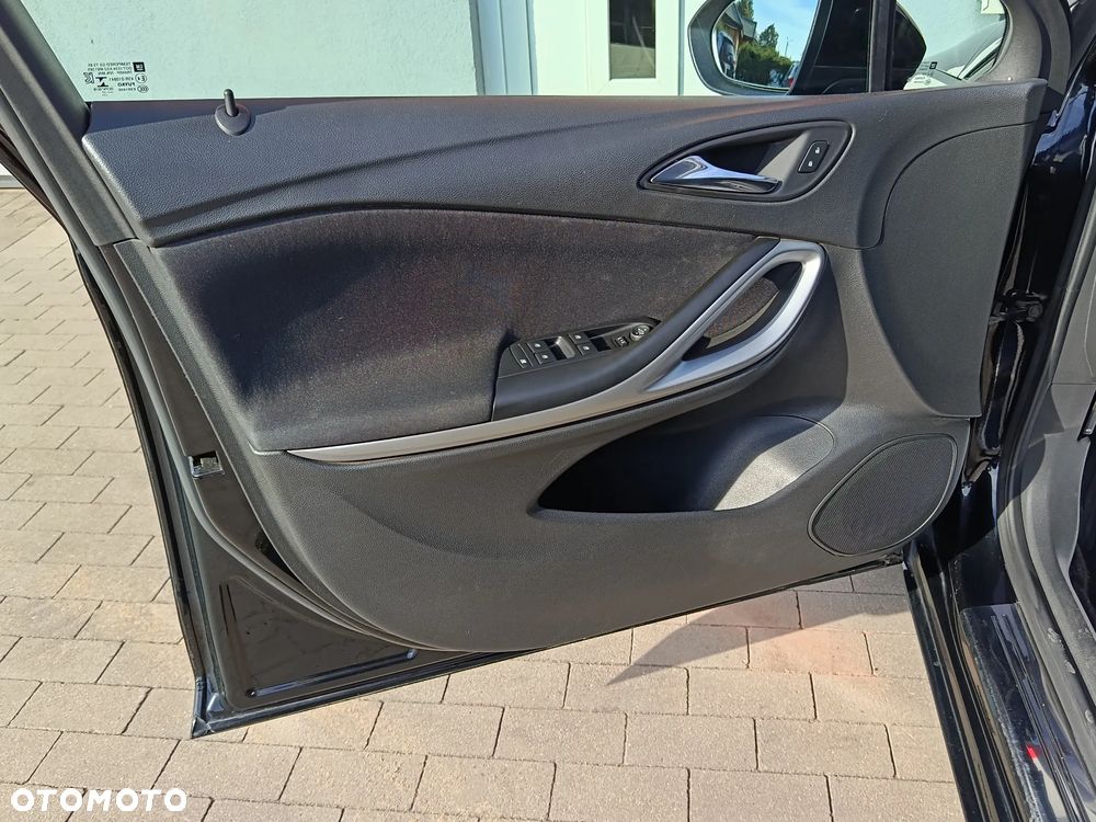 Opel Astra 1.6 D (CDTI) Dynamic - 20