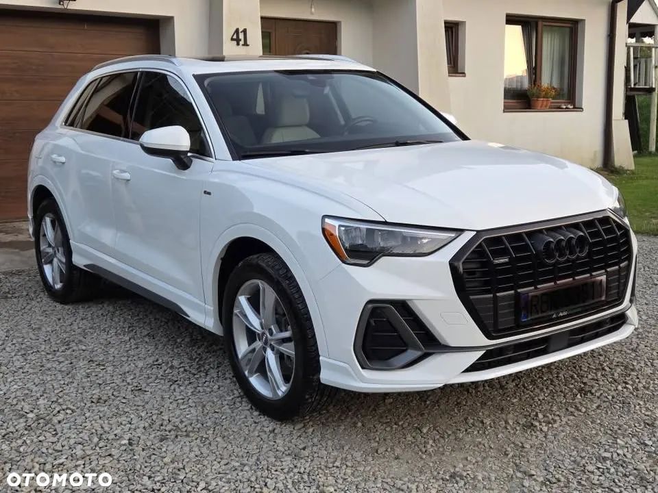 Audi Q3 45 TFSI quattro S tronic S line - 1