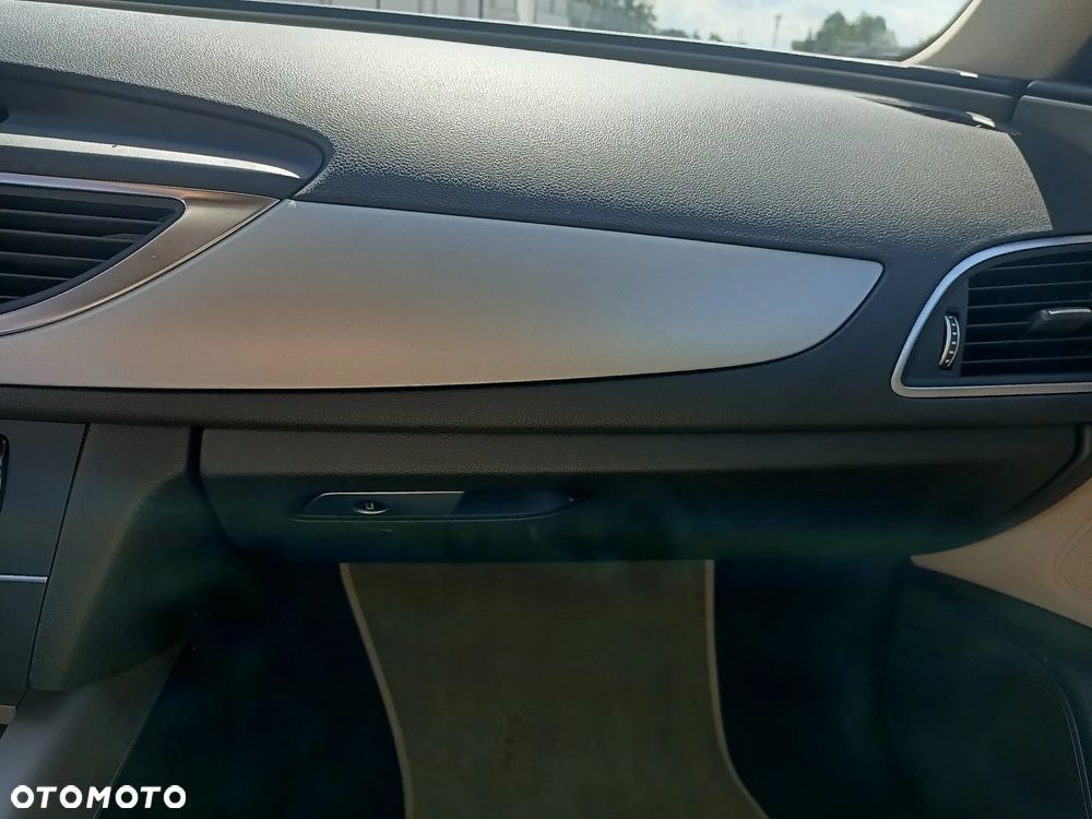 Audi A6 Avant 2.0 TDI ultra S tronic - 23