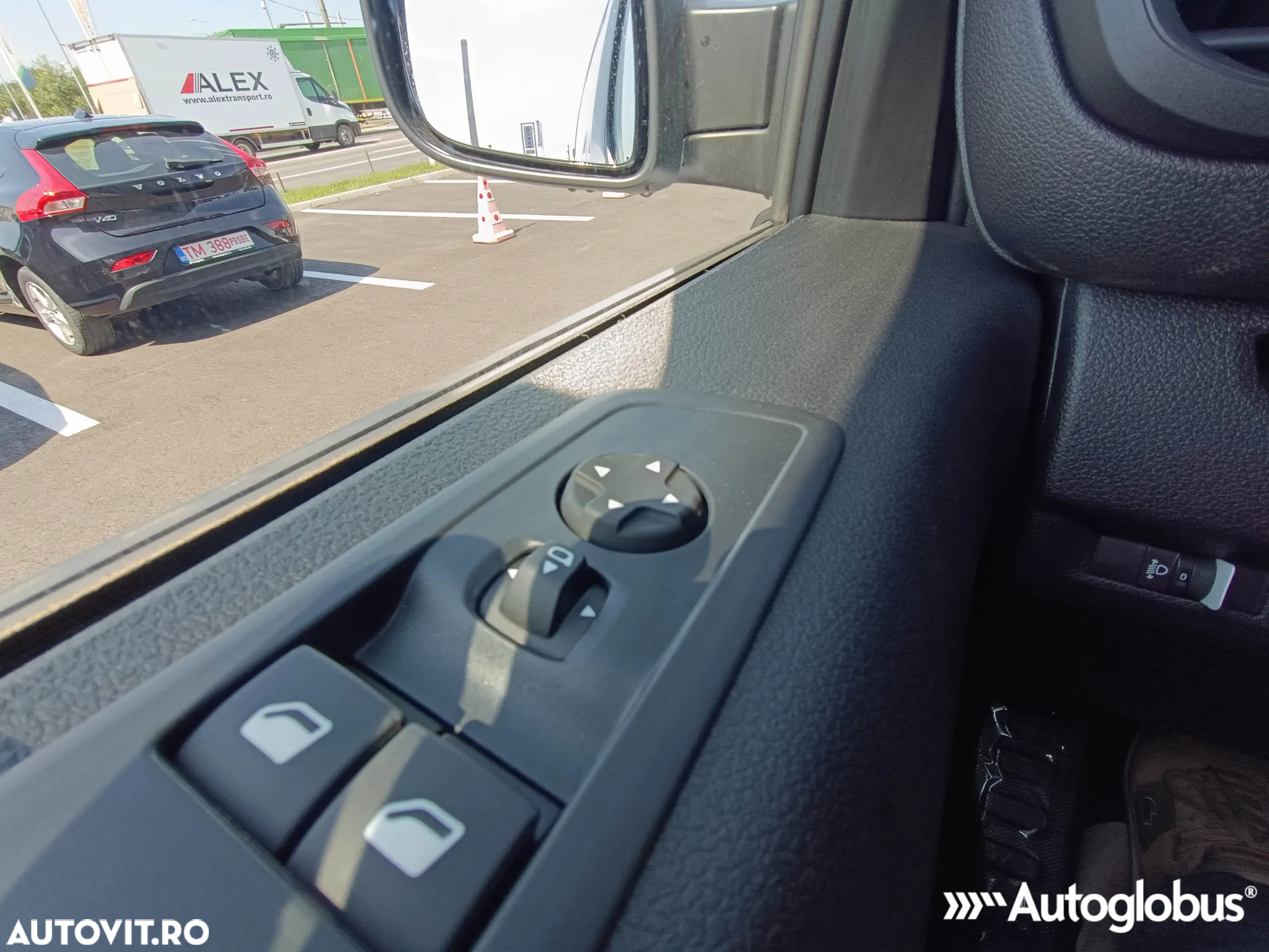 Opel Vivaro Van Essentia - 22