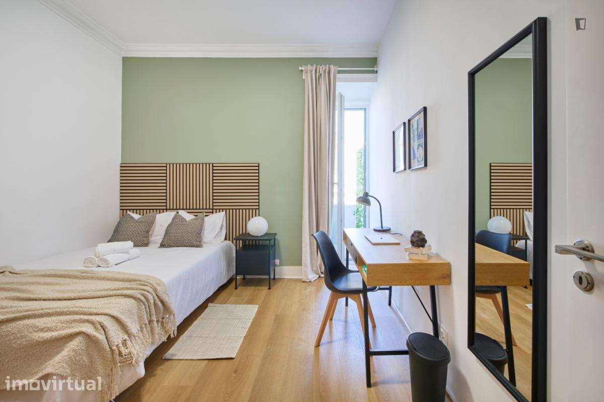 Quarto - localizado em Marquês de Pombal Lisbon - Grande imagem: 2/45