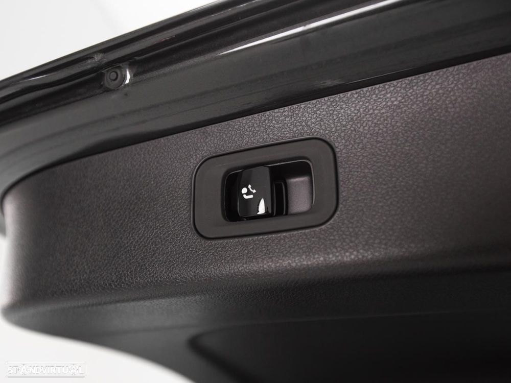 Mercedes-Benz E 300 de - 8