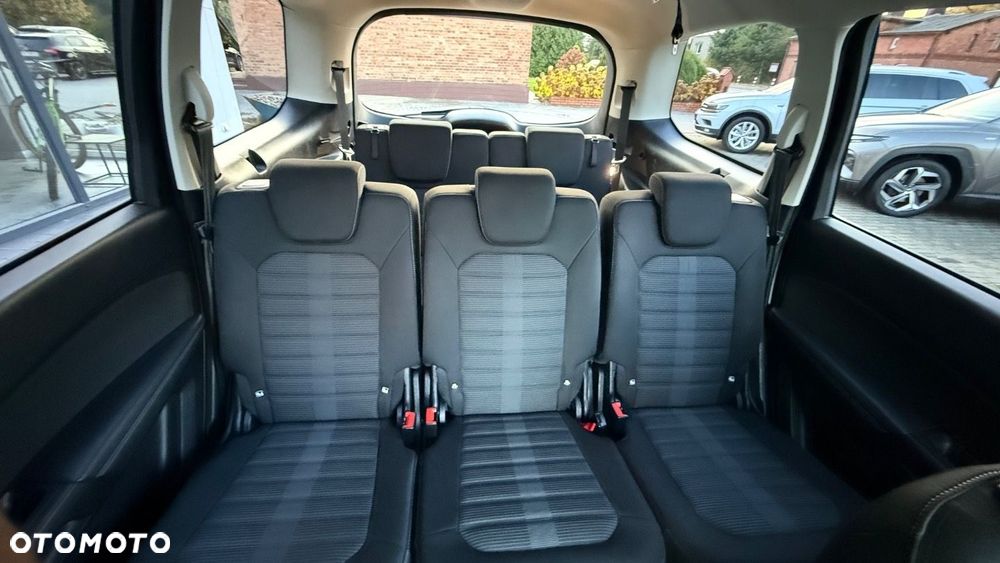 Ford Galaxy - 27