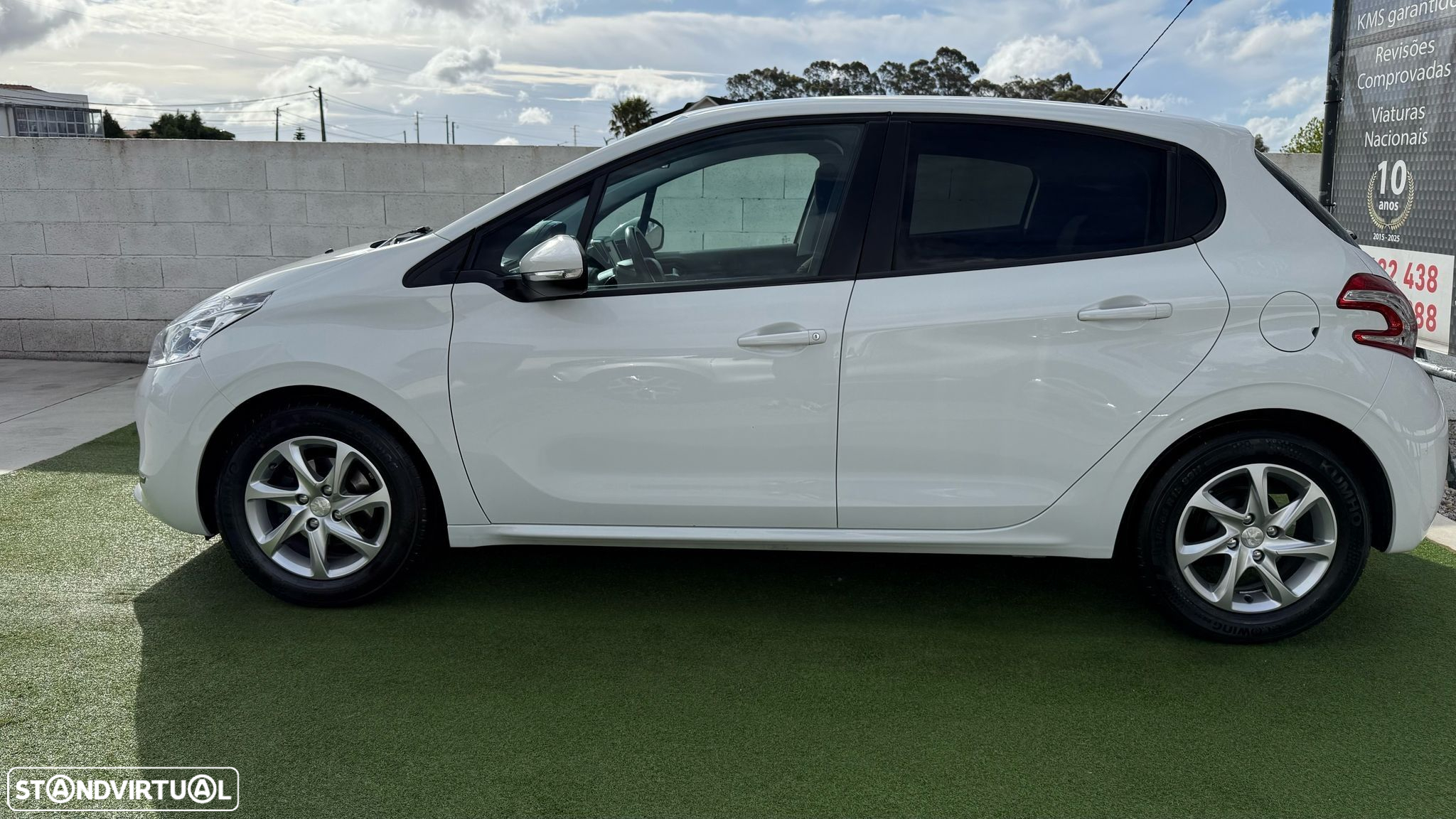 Peugeot 208 1.4 HDi Active - 10