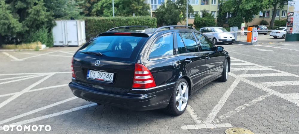 Mercedes-Benz Klasa C 200 Kompressor Automatik Avantgarde Sport Edition + - 7