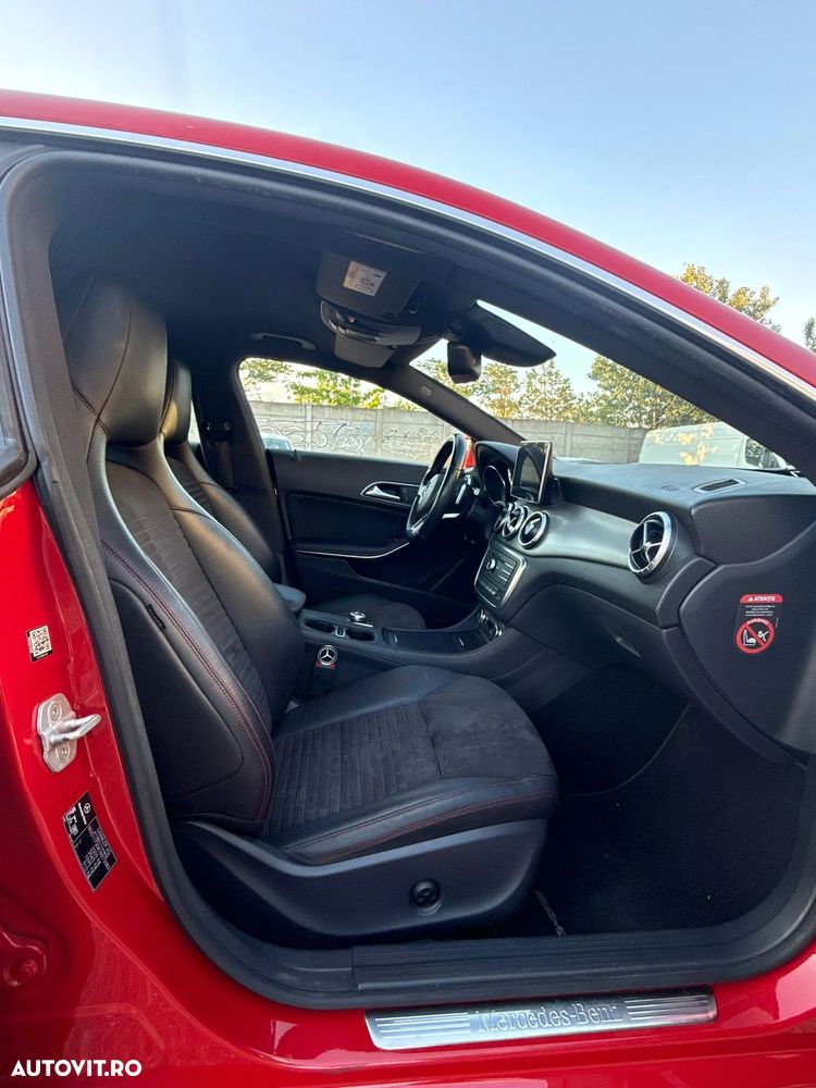 Mercedes-Benz CLA 200 - 4