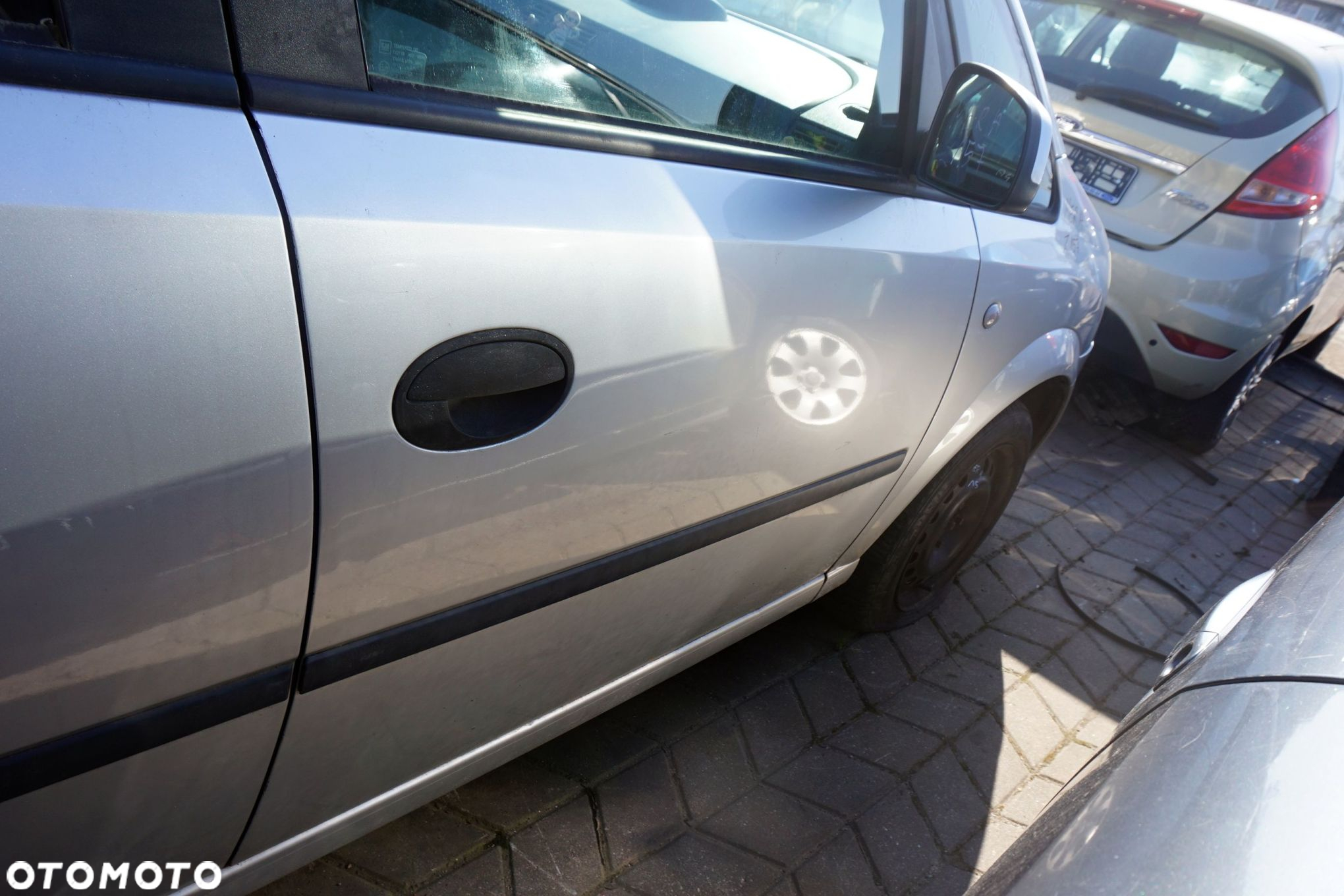DRZWI PRZEDNIE PRAWE MERIVA A Z157  SREBRNY OPEL 2003-2005 - 2