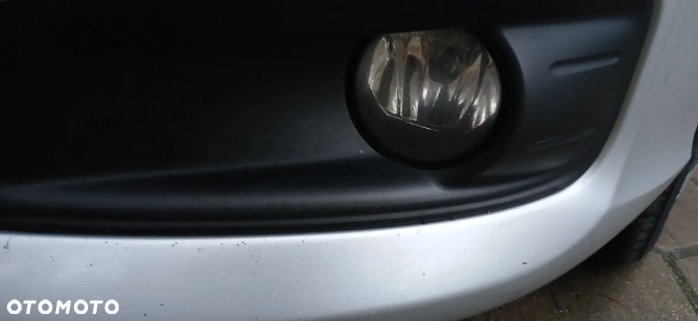 Citroën C4 e-HDi 110 Exclusive - 21