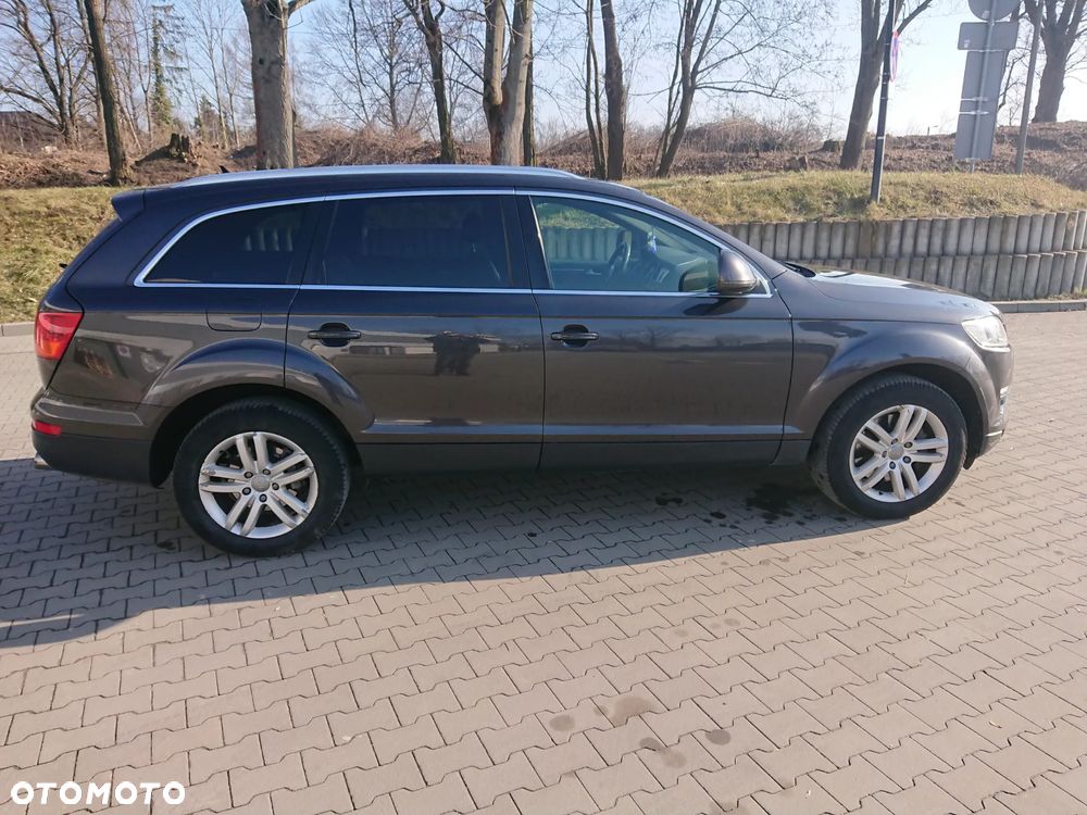Audi Q7 - 4