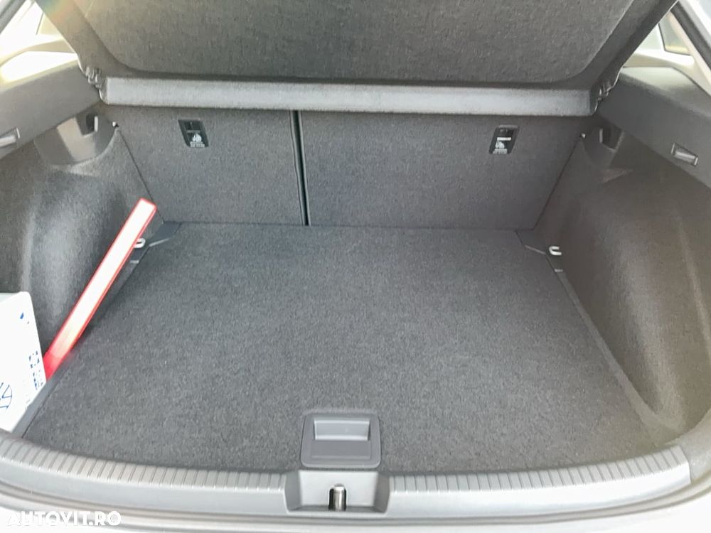 Volkswagen Taigo 1.5 TSI DSG Style - 17