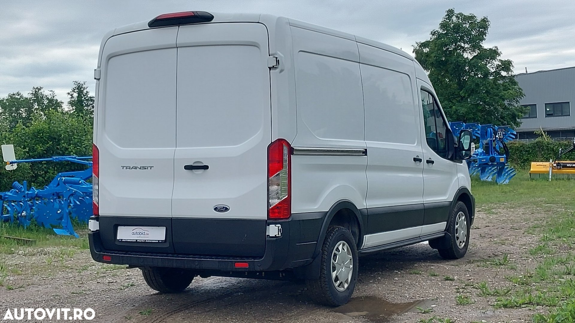 Ford Transit 330 2.0 TDCi L2 Furgon DCIV Trend - 4