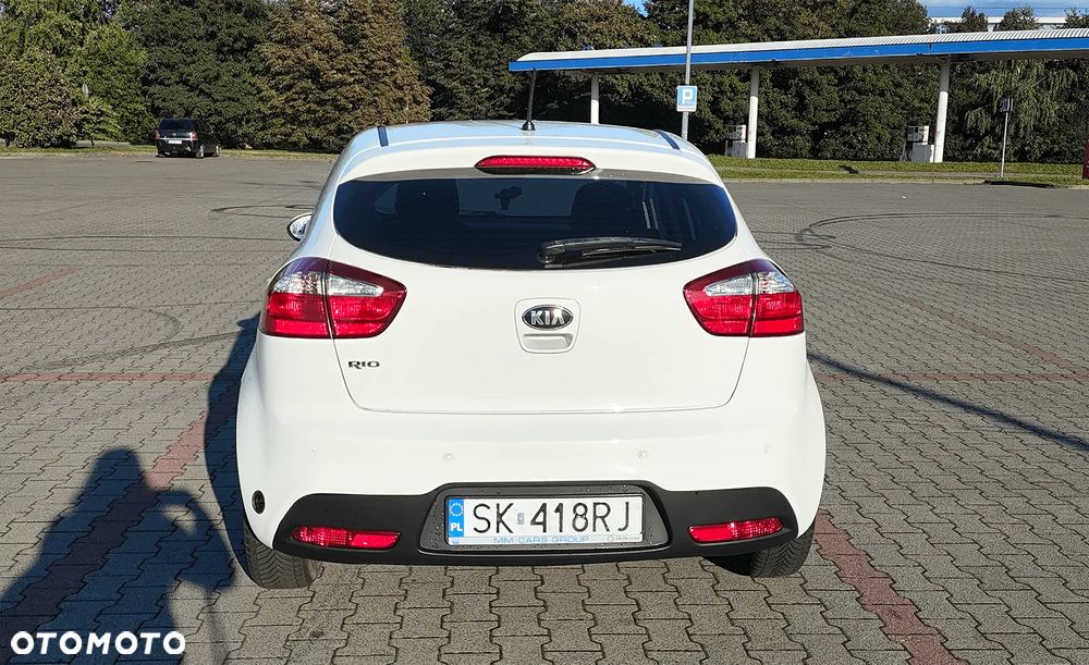 Kia Rio - 6