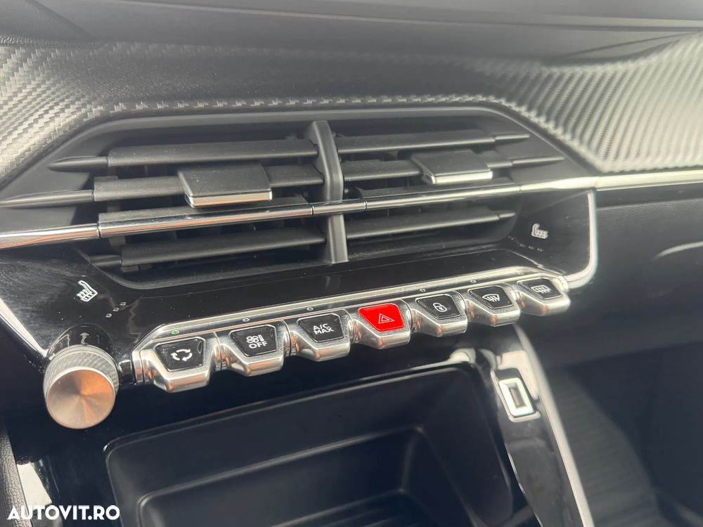 Peugeot 208 PureTech 75 Allure Pack - 22