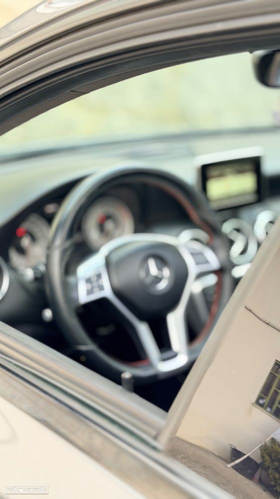 Mercedes-Benz A 180 CDI AMG Line - 15