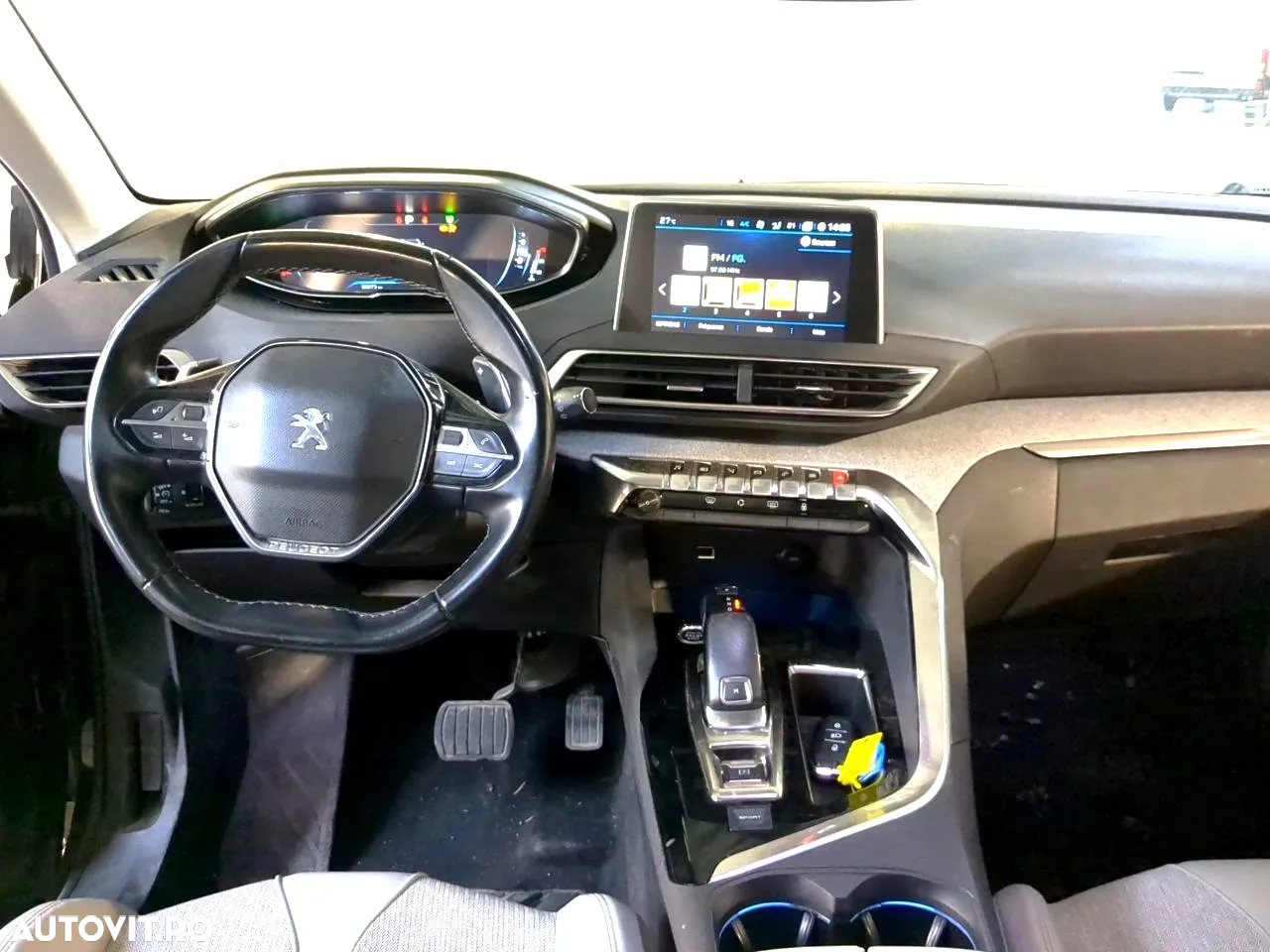 Peugeot 3008 1.2 PureTech S&S EAT8 Allure - 8
