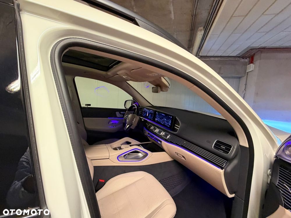 Mercedes-Benz GLS - 14