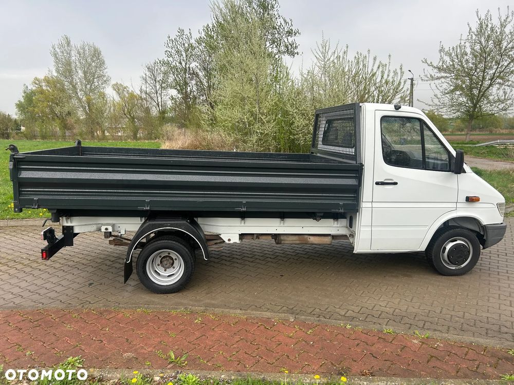 Mercedes-Benz SPRINTER - 5