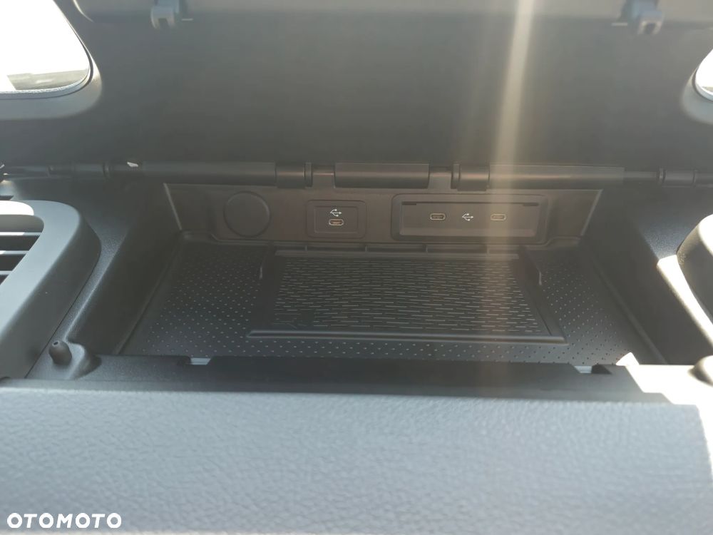 Mercedes-Benz Sprinter - 21