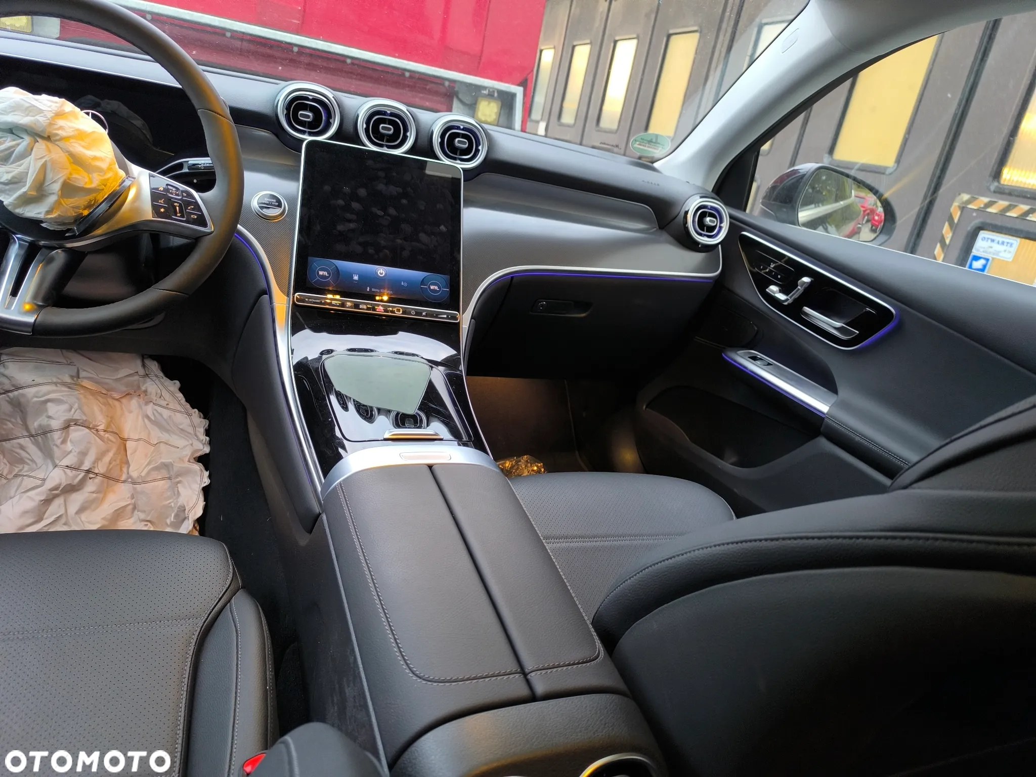 Mercedes-Benz GLC 300 e 4-Matic Avantgarde - 16