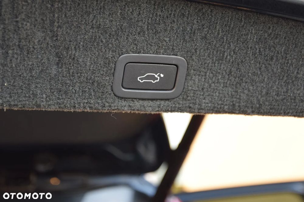 Volvo XC 60 D5 AWD Geartronic Momentum - 21