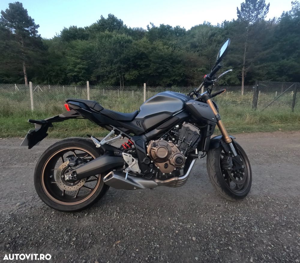 Honda CB 650R - 4