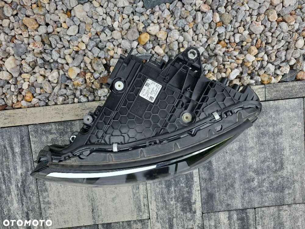 MERCEDES EQE 295 SEDAN Lampa lewa przód Full Led Performance A2959069700 - 5