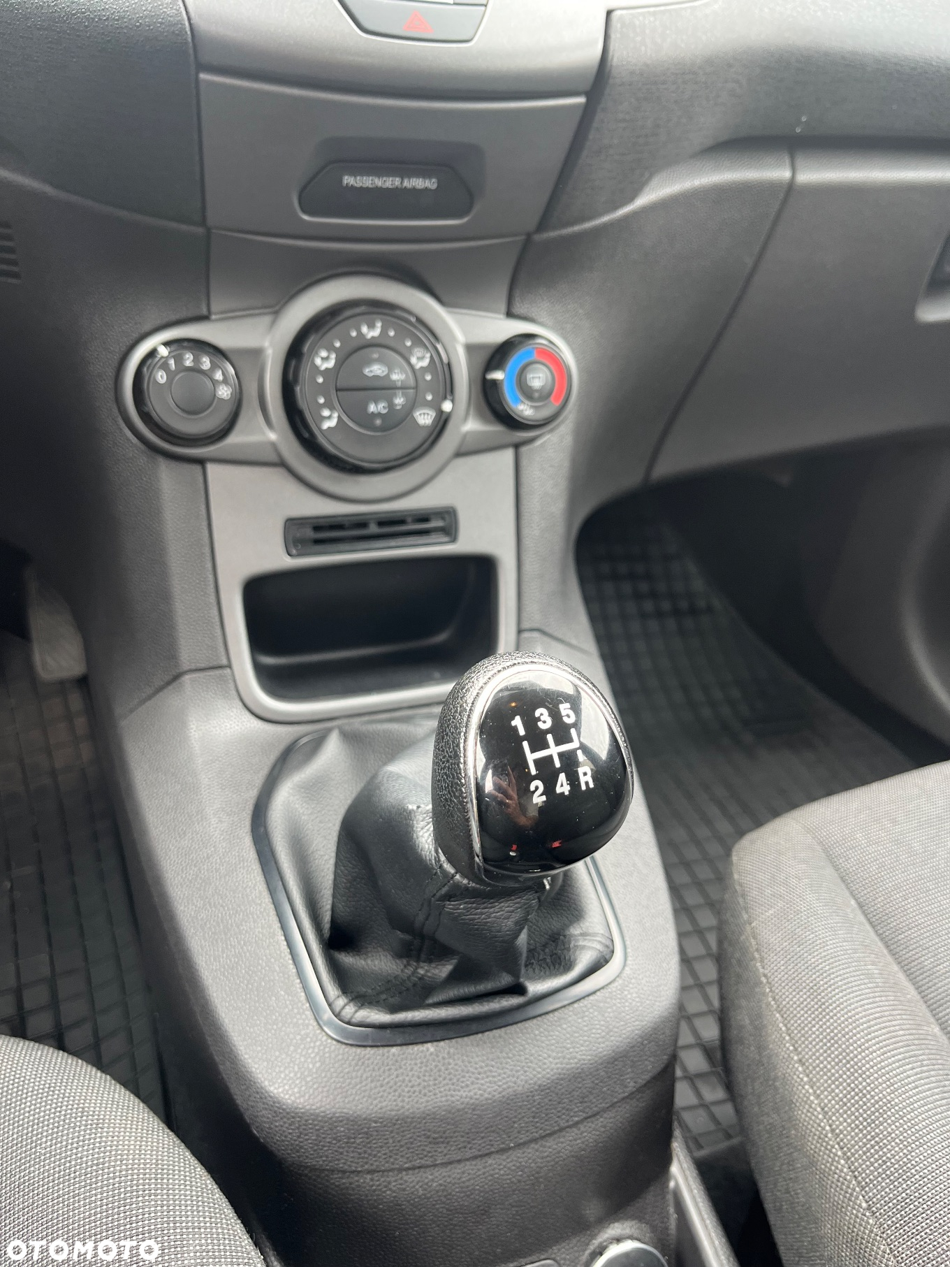 Ford Fiesta 1.25 Silver X (Ambiente) EU6 - 30
