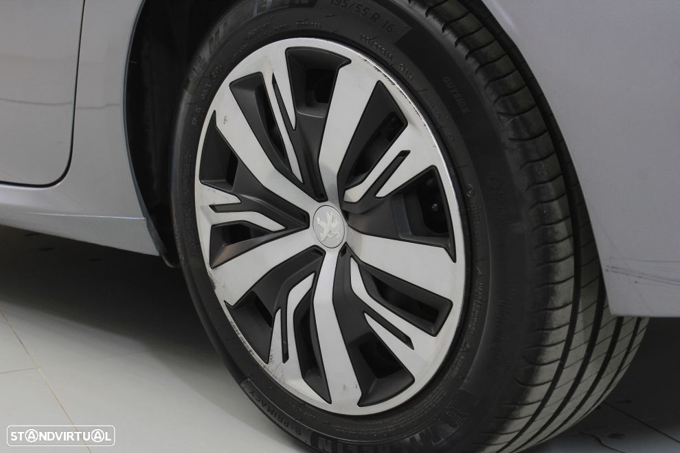 Peugeot 208 1.5 BlueHDi Active Pack - 13