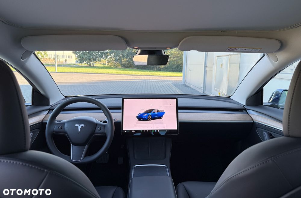Tesla Model 3 RWD - 7