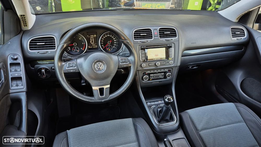 VW Golf 1.6 TDi BlueMotion Comfortline - 4