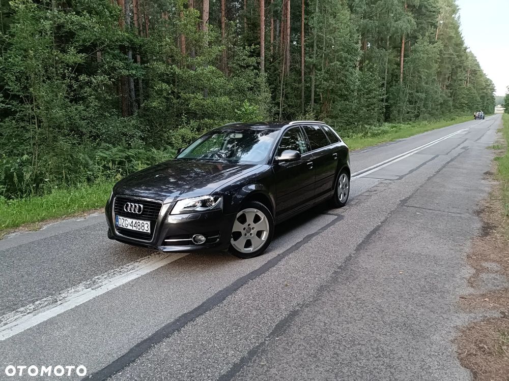 Audi A3 Sportback 2.0 TDI DPF Ambiente - 24