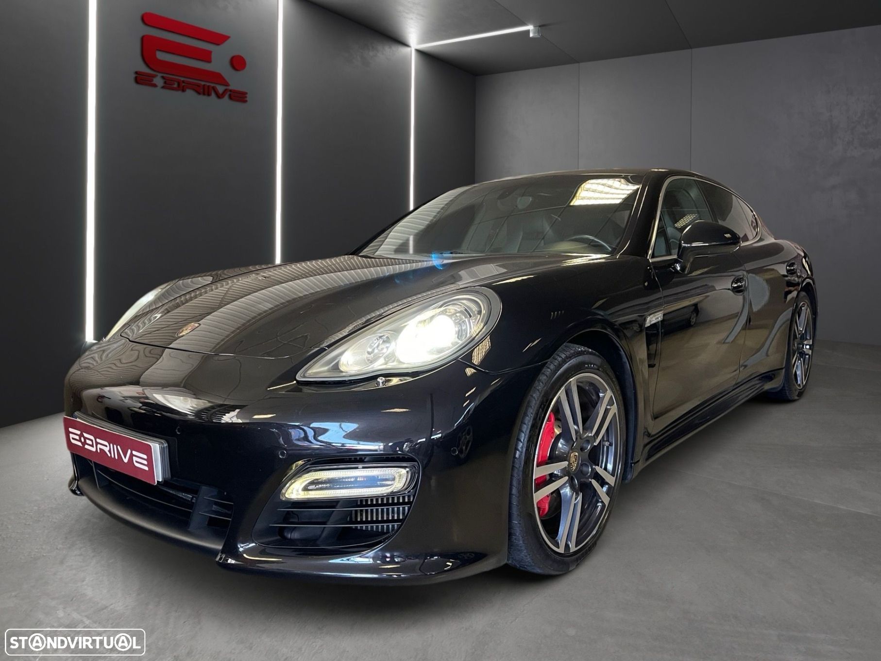 Porsche Panamera Turbo PDK - 1