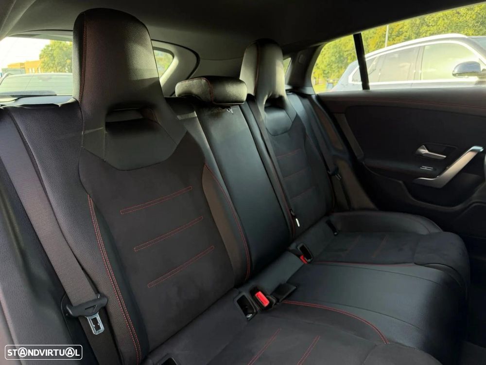 Mercedes-Benz CLA 250 e Shooting Brake AMG Line - 19