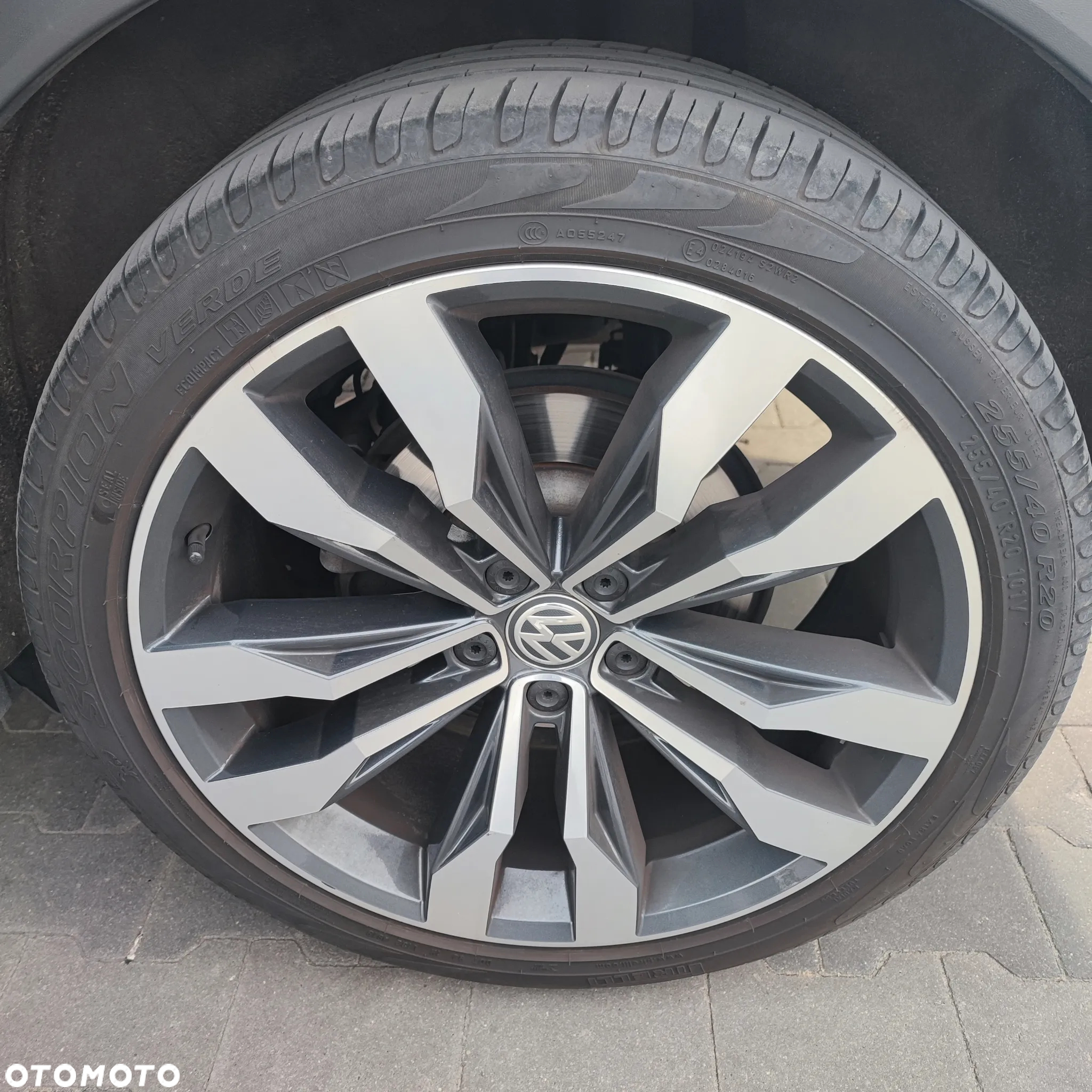 Volkswagen Tiguan 2.0 TDI SCR DSG R-Line - 16