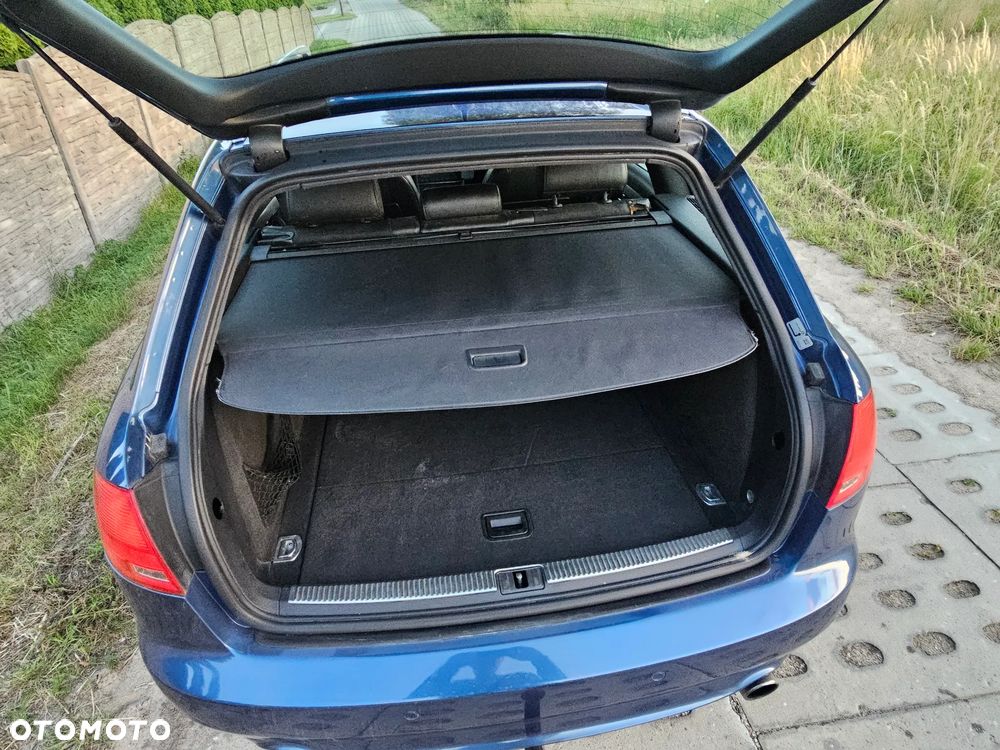 Audi A4 Avant 2.0 TDI - 16