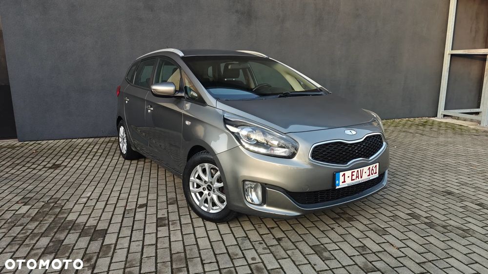 Kia Carens 1.6 GDI ISG Vision - 18