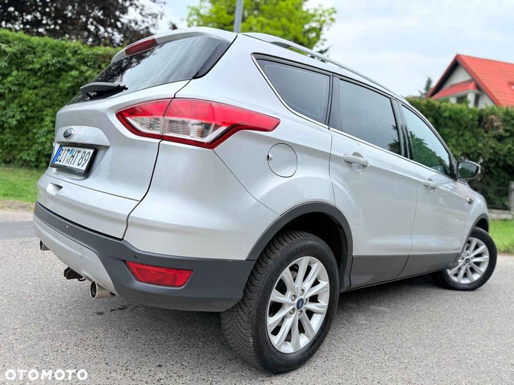 Ford Kuga 2.0 TDCi 4x4 Titanium - 4