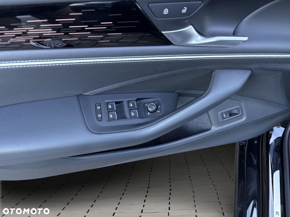 Volkswagen Passat - 10