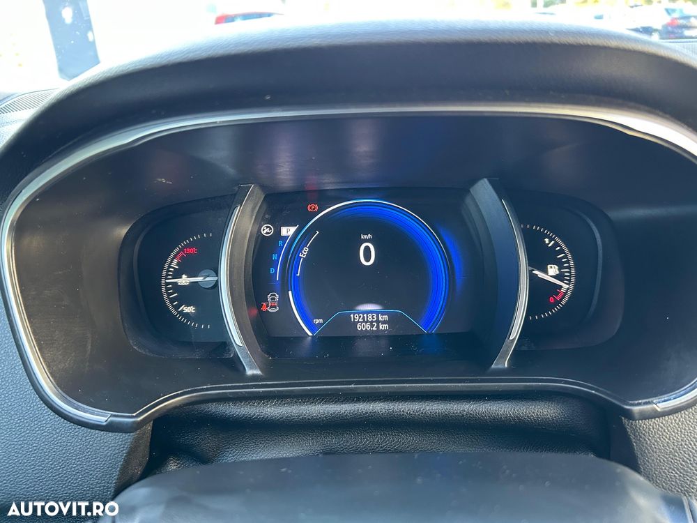 Renault Megane ENERGY dCi EDC Intens - 21